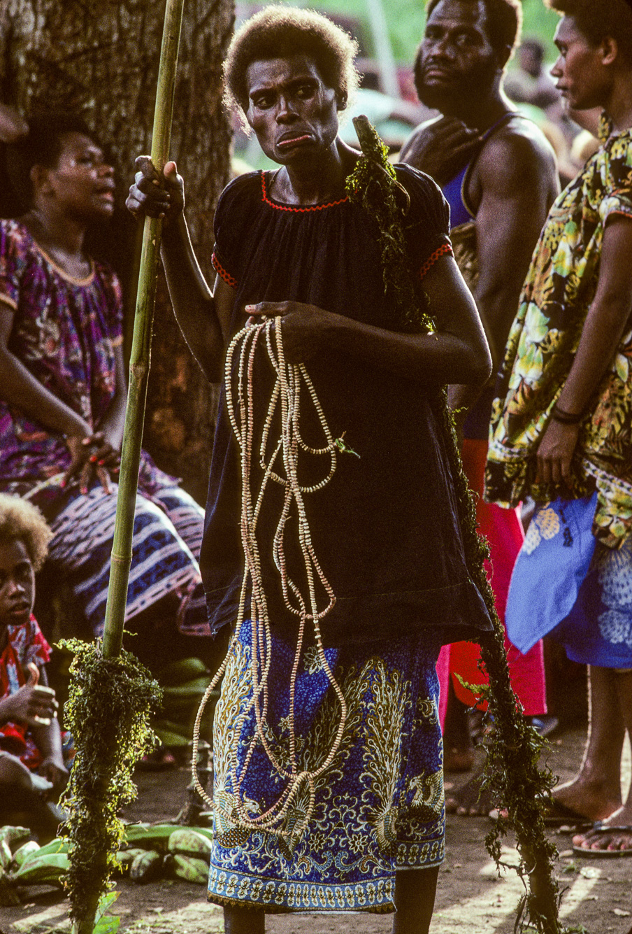 Nouvelle Guinée Papouasie. Rabaul, tribu des Tolaï.