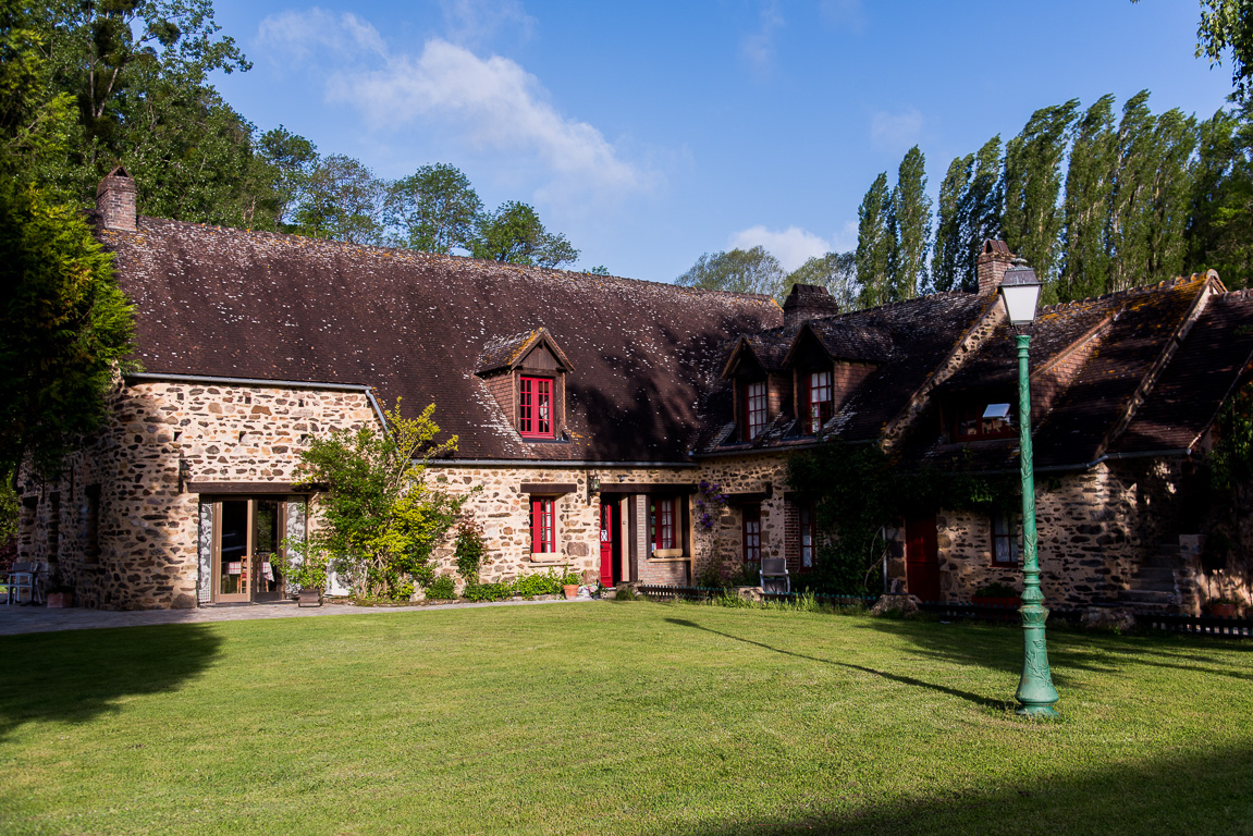 Saint-Léonard-des-Bois. Moulin de l'Inthe.