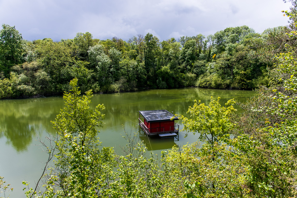 Louverné. Echologia, cabanes sur l'eau.