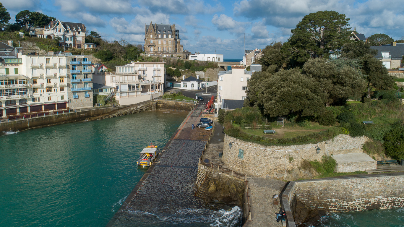 Dinard, promenade Robert Surcouf et Pointe du Moulinet.