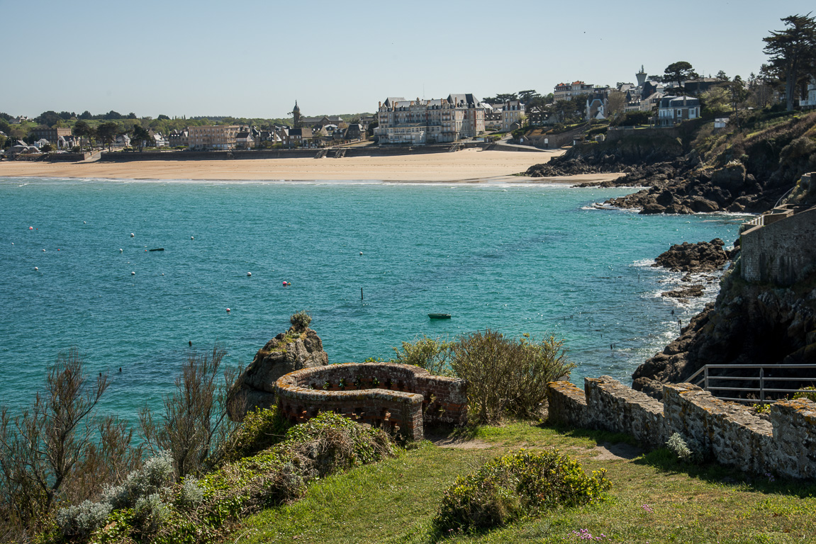 Saint-Lunaire, la Grande plage depuis la Pointe du Décollé.