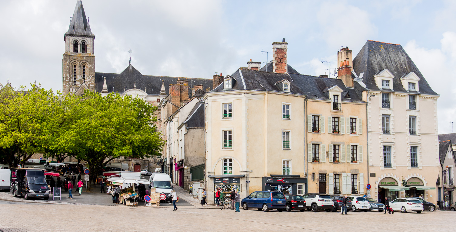 Laval. Place de la Trémoille