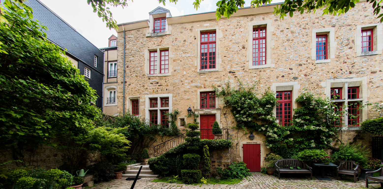 Le Mans. Hôtel Legras du Luart, Grande Rue