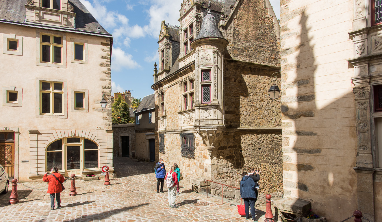 Le Mans. Maison dite à la Tourelle ou hôtel Saint Paul rue des Chanoines