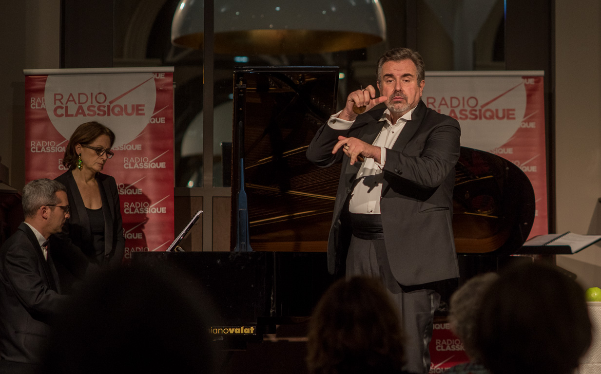 Thermes Marins de Saint-Malo. Concert Radio-Classique, création Eve Ruggieri / Jean-François Vinciguerra, baryton-basse  / Delphine Haidan, mezzo-soprano / Thomas Palmer, piano.