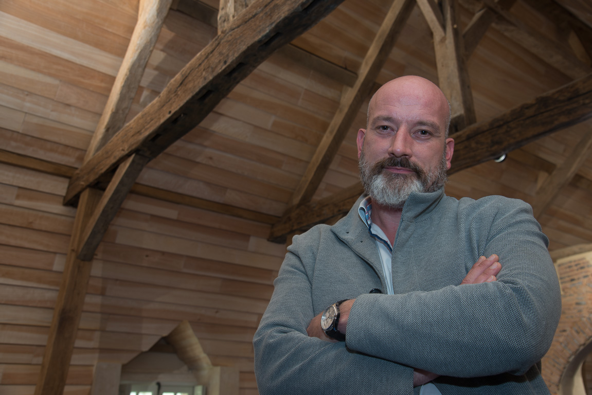 Cédric Roth Meyer, directeur de l'agence MDB à Poitiers. Avec son équipe, ils ont reconstitué la charpente du  Collège Royal.