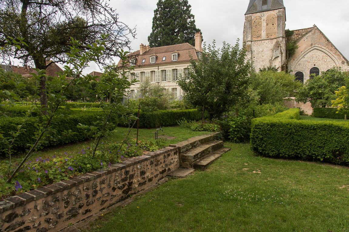 L'abbaye, le collège Royal et son jardin historique recréé par Louis Benech.