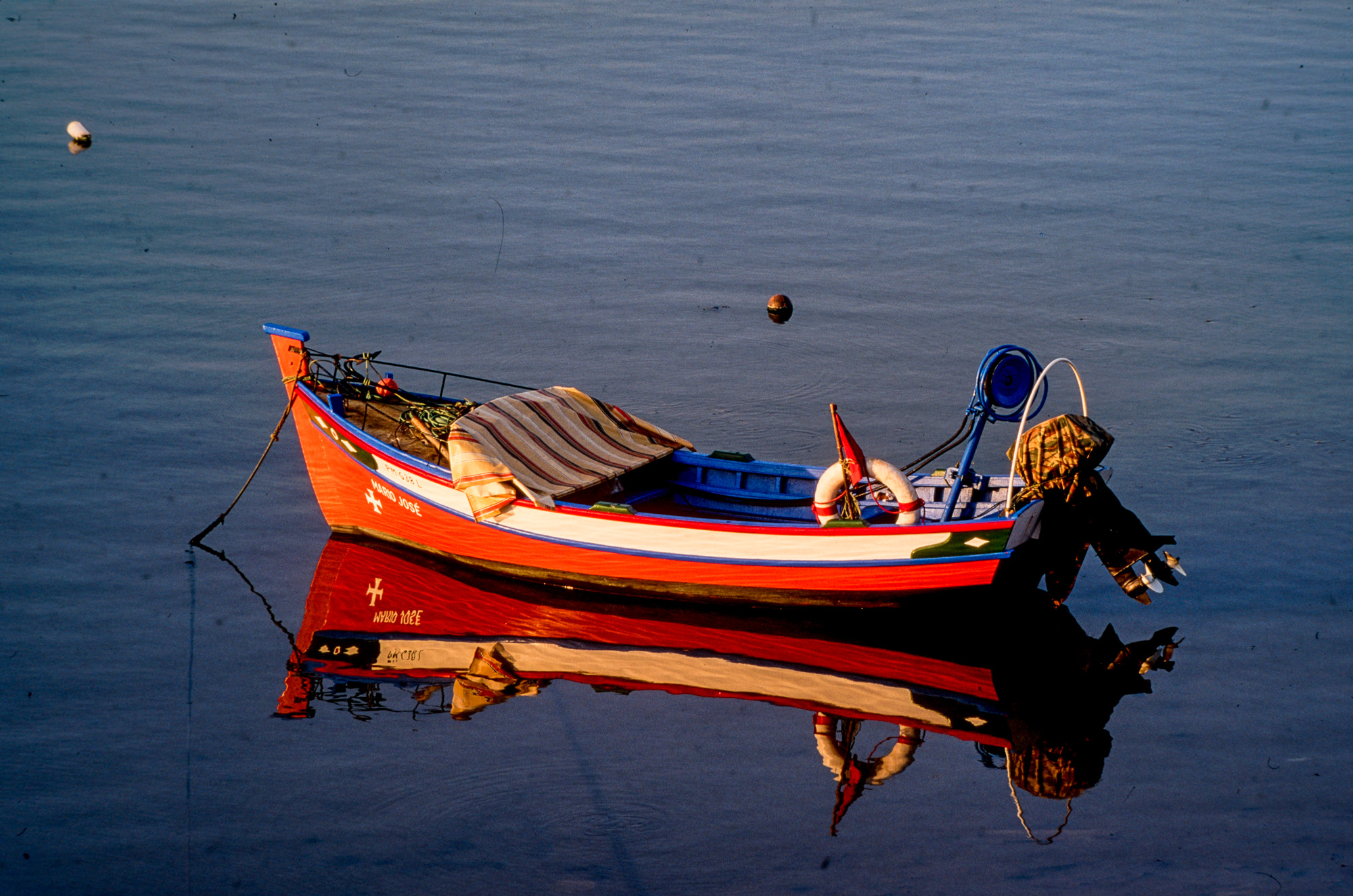 Ferragudo ; le port de pêche au petit matin