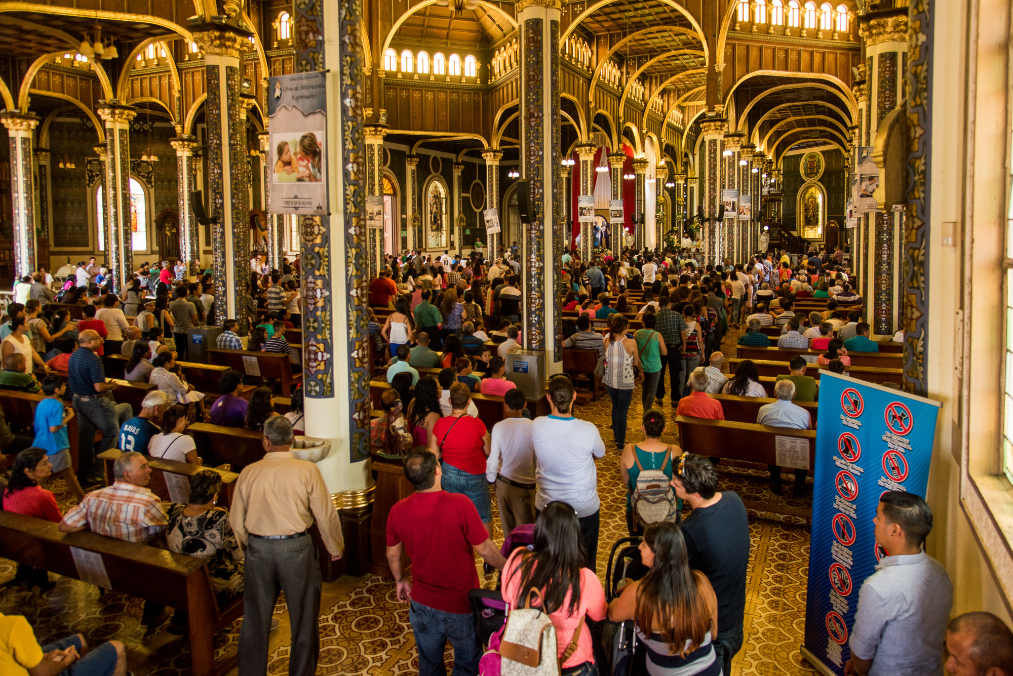 Cartago. Basilique de Nossa Senora de Los Angeles