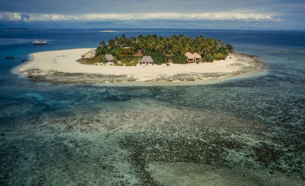 Yasawa Group - Survol des ilôts Nadi et Malolo Island