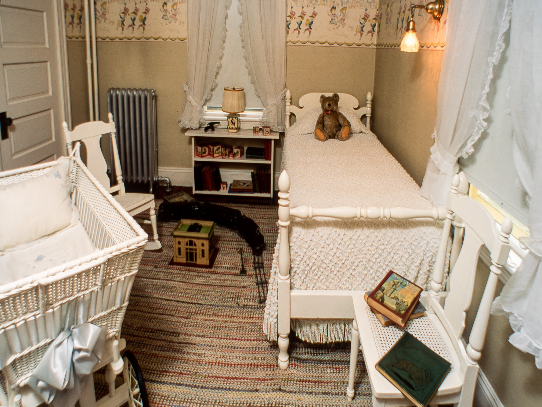 Massachusetts. Boston. La maison natale de John Fitzgerald Kennedy. Sa chambre d'enfant