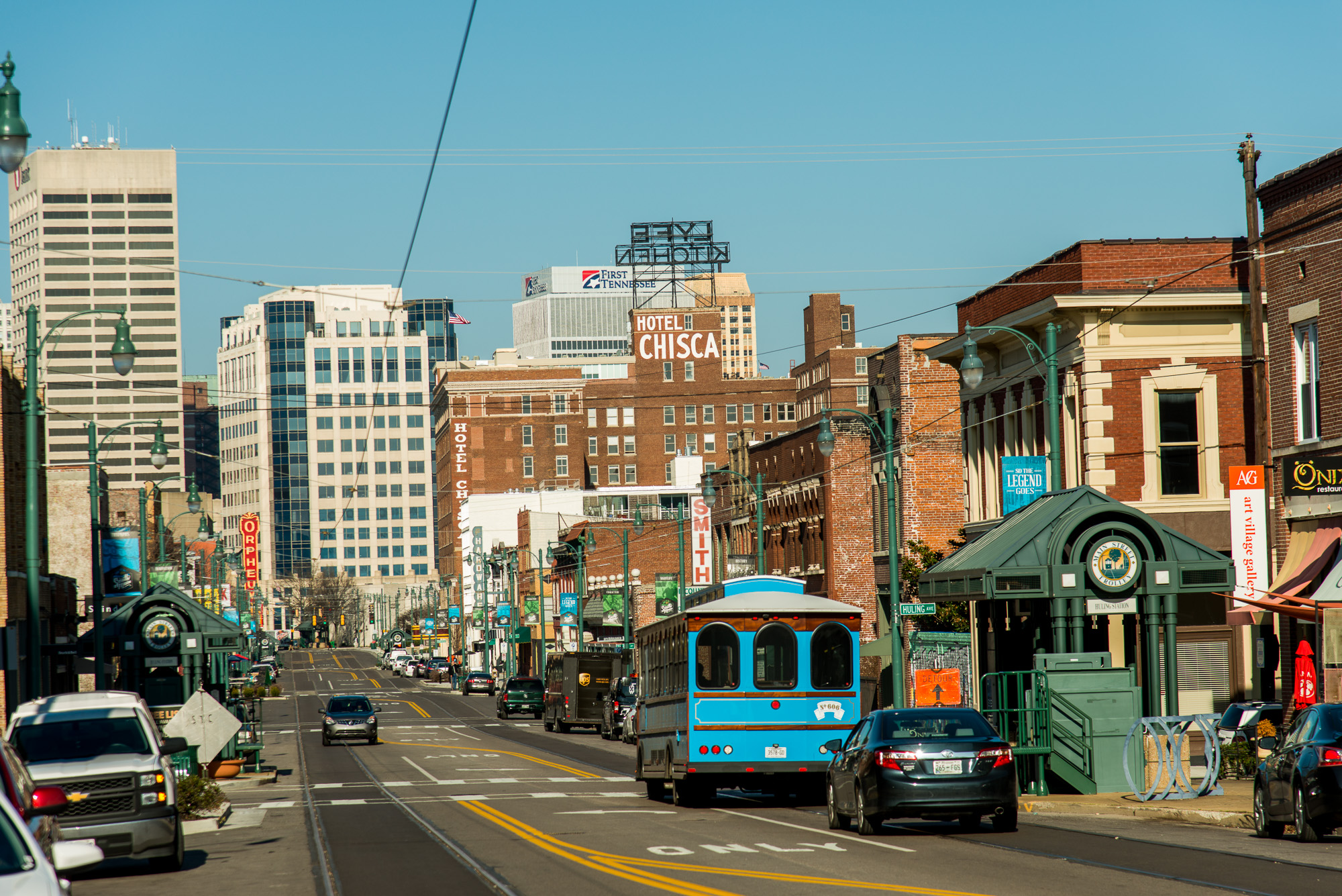 Main street depuis le quartier historique