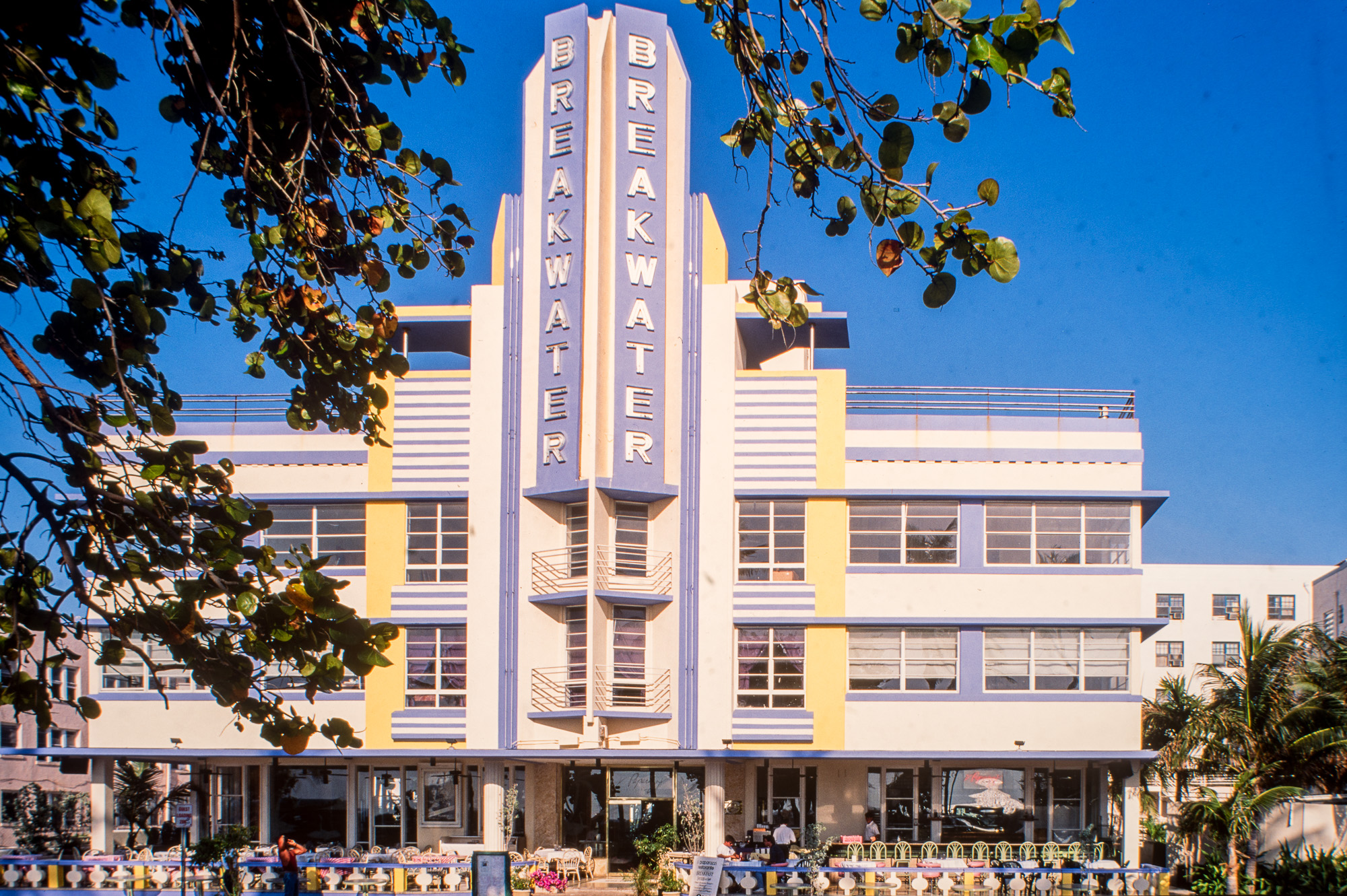 Art Deco District. Ambiances sur Ocean Drive