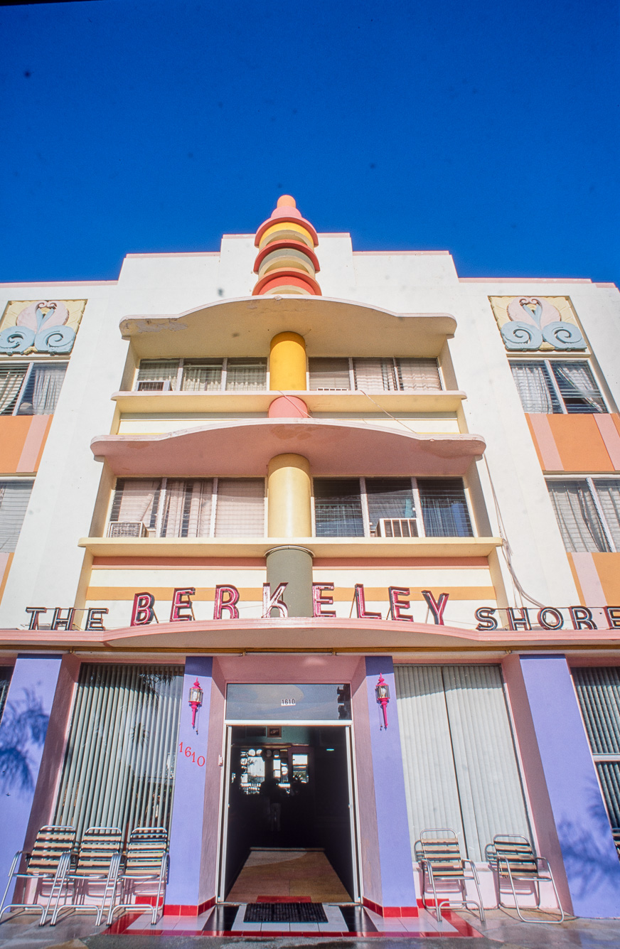 Art Deco District. Ambiances sur Ocean Drive