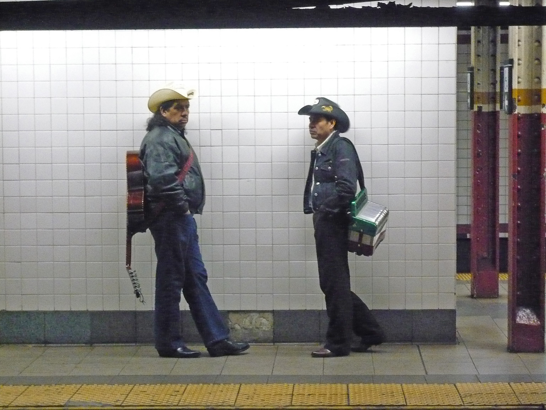 Lower Eastside.. Musiciens dans le métro.