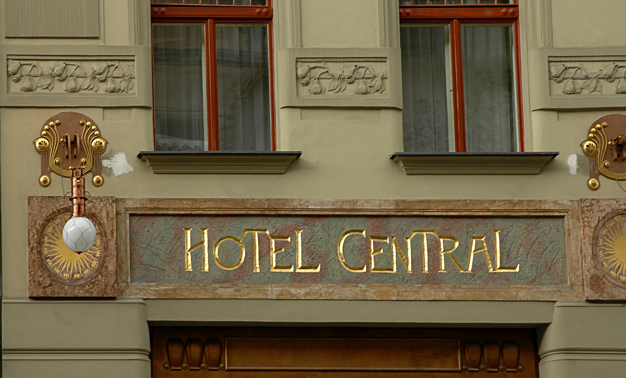 REPUBLIQUE TCHEQUE Prague Hybernska 10 Hotel Central