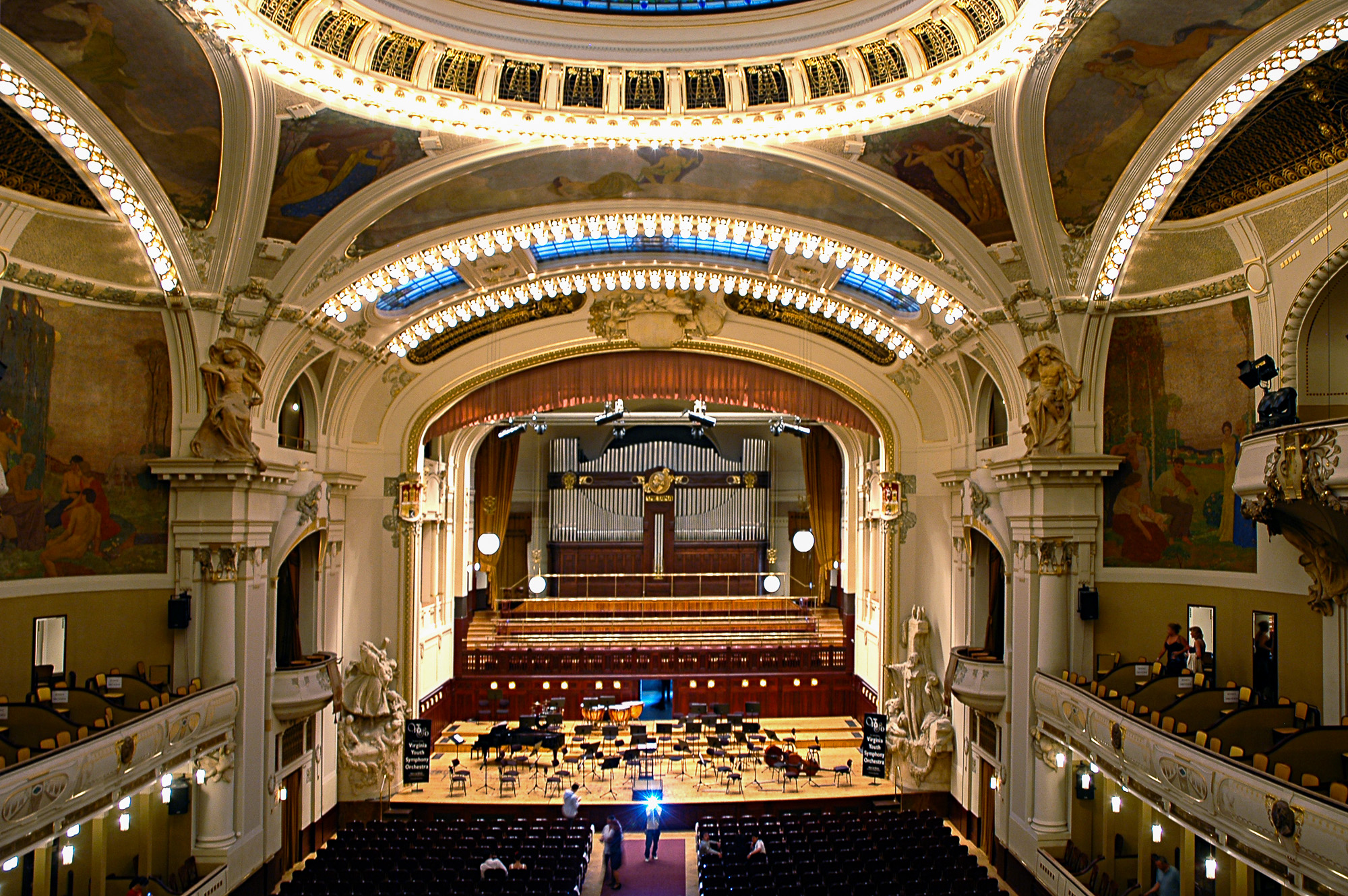 REPUBLIQUE TCHEQUE Prague  Maison Municipale Salle Smetana