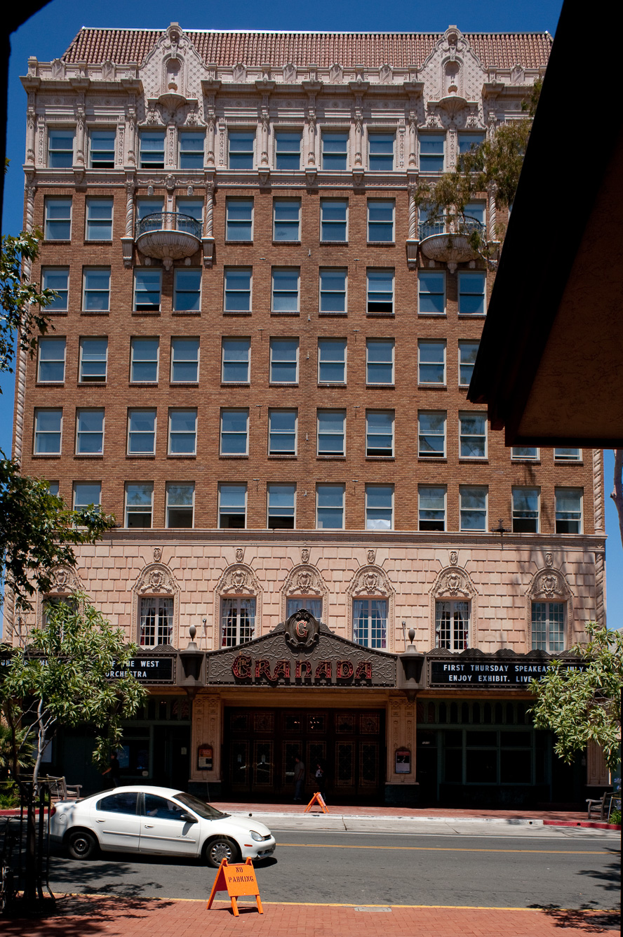 Salle de spectacle Granada sur State Street.