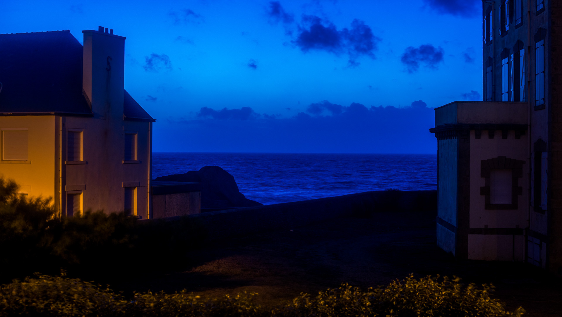 crépuscule sur la mer