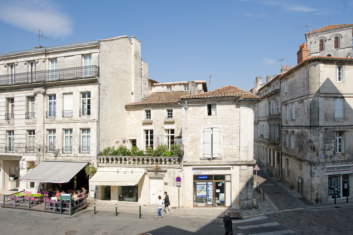 16000 Angoulème. Le palais de Justice, place Francis Louvel.