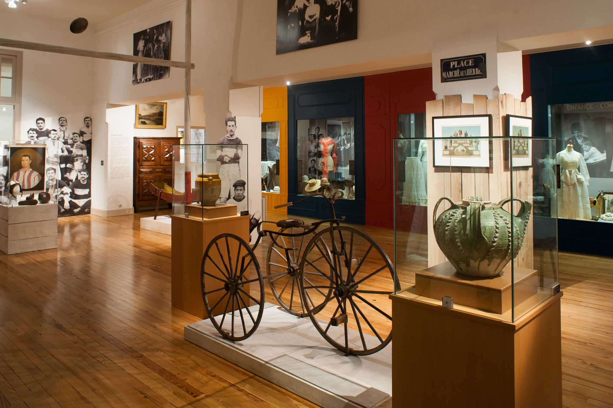 Musée des Jacobins. Collection D'objets régionnaux.