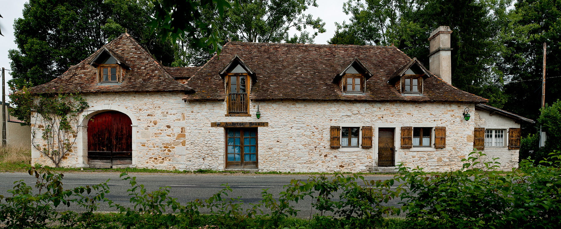 Orion, Ferme auberge