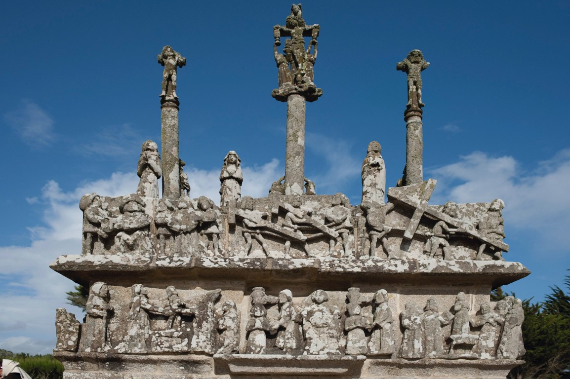 Saint-Jean-Trolimon. Calvaire de Notre Dame de Tronoên