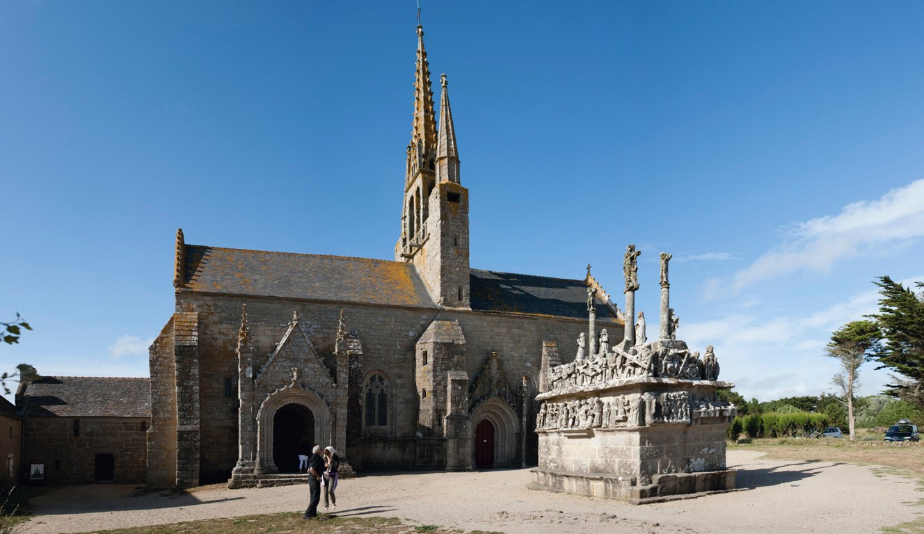 Saint-Jean-Trolimon. Calvaire de Notre Dame de Tronoên