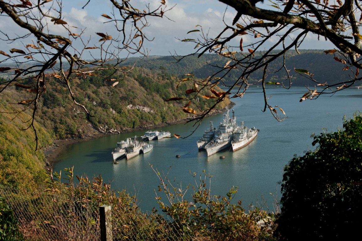 Landévennec. Le cimetière des navires sur un des méandres de l'Aulne.