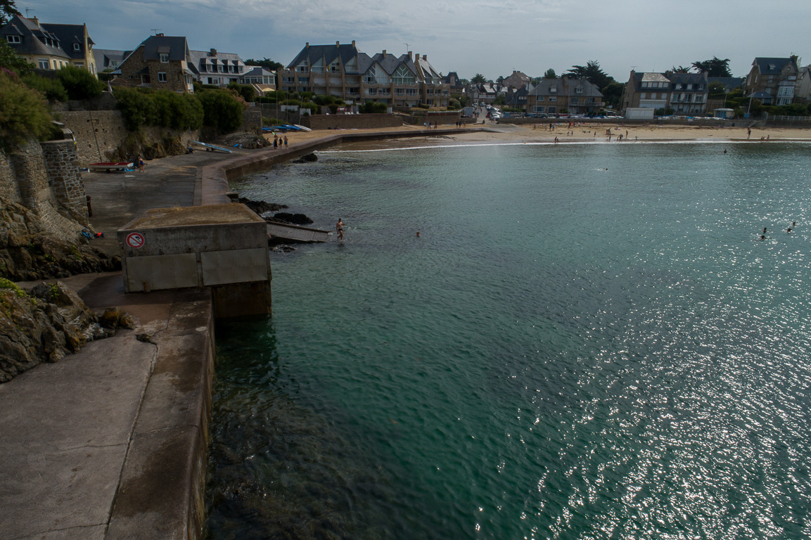 Saint-Malo. Vue de drone,  plage du Pont.