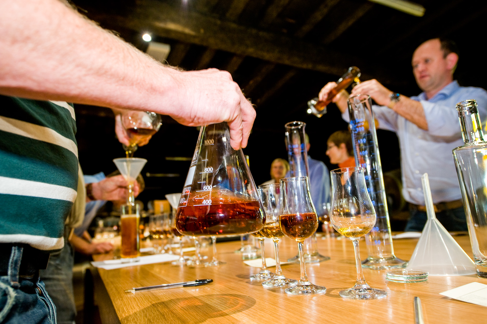 Cognac Camus. Master blender. Cours d'assemblage de grands crus de Cognac.