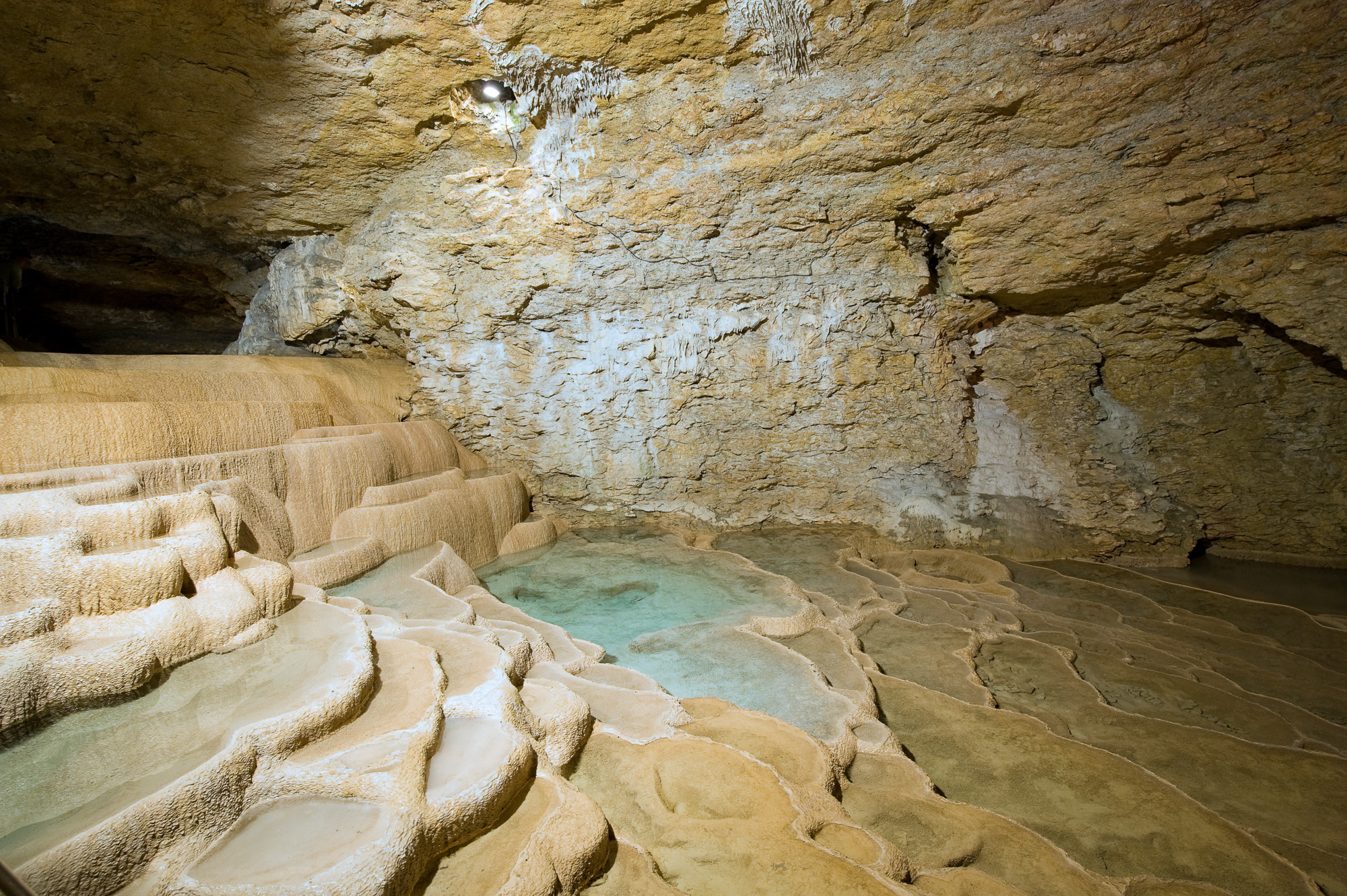 Grotte de la Balme.