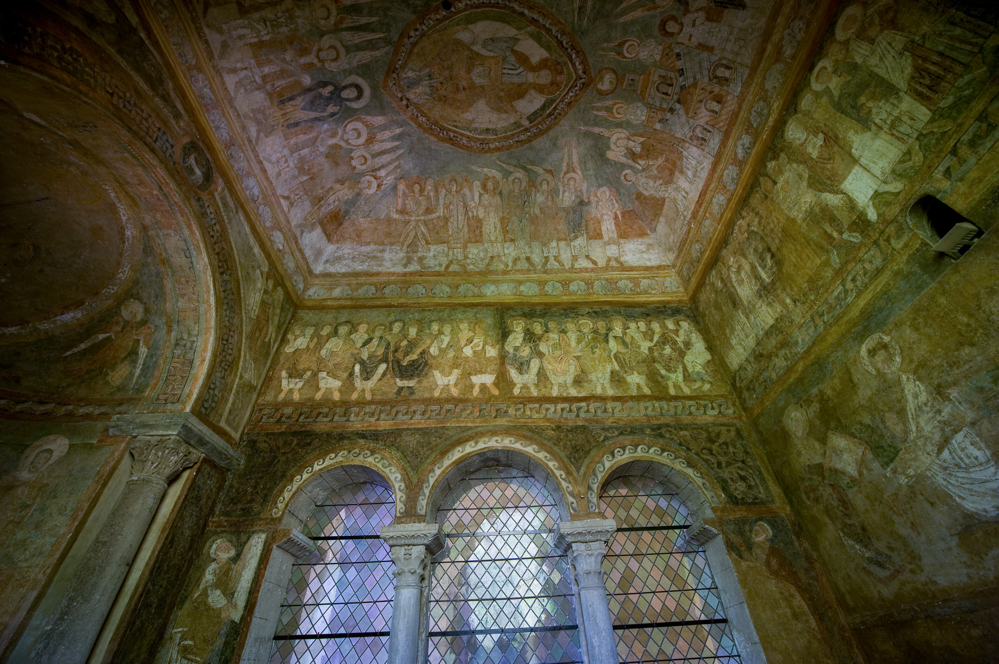 Saint-Chef. L'église et ses fresques du XIIème siècle.