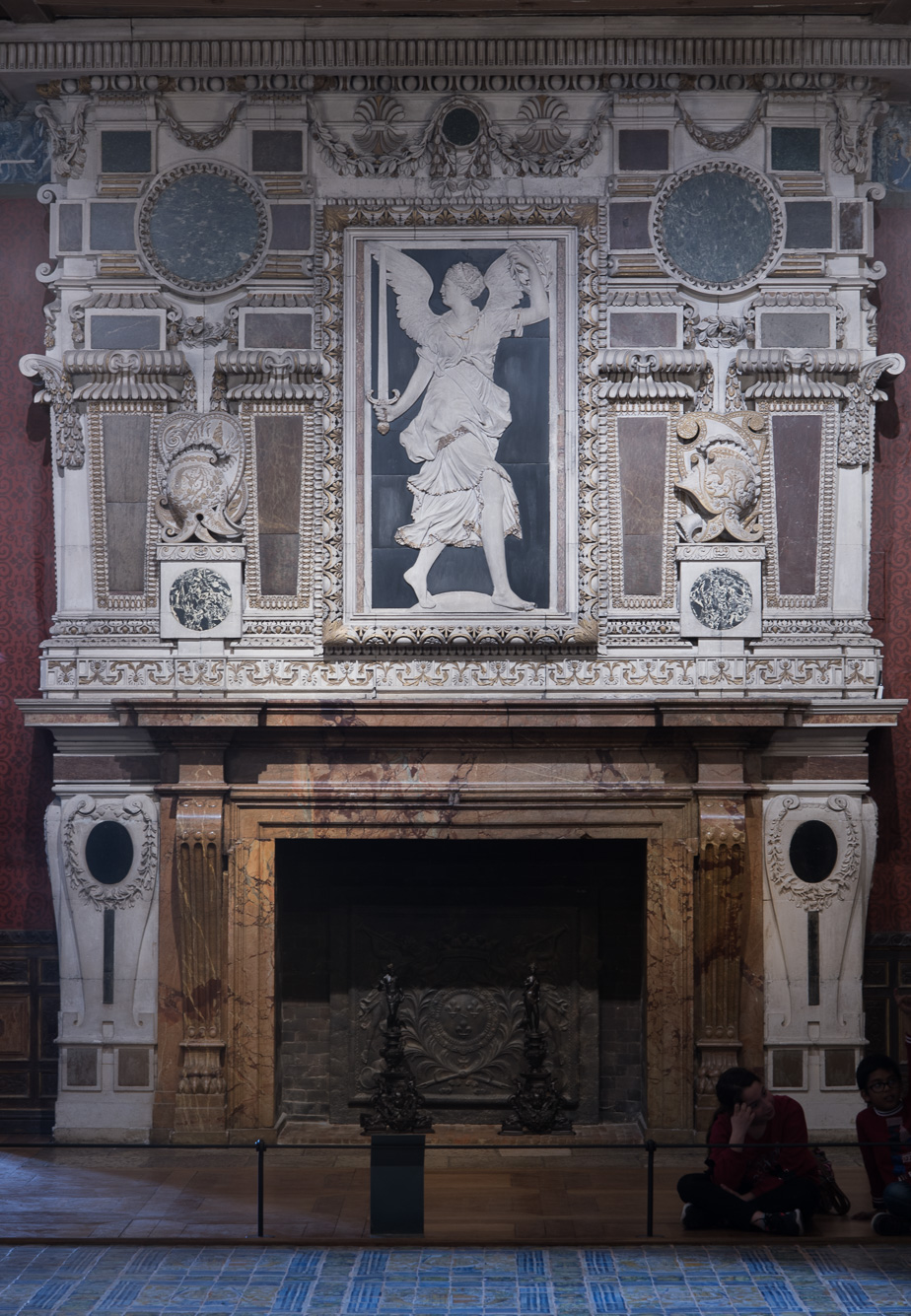 Appartement d'Henri II. Cheminée monumentale attribuée à Jean Bullant