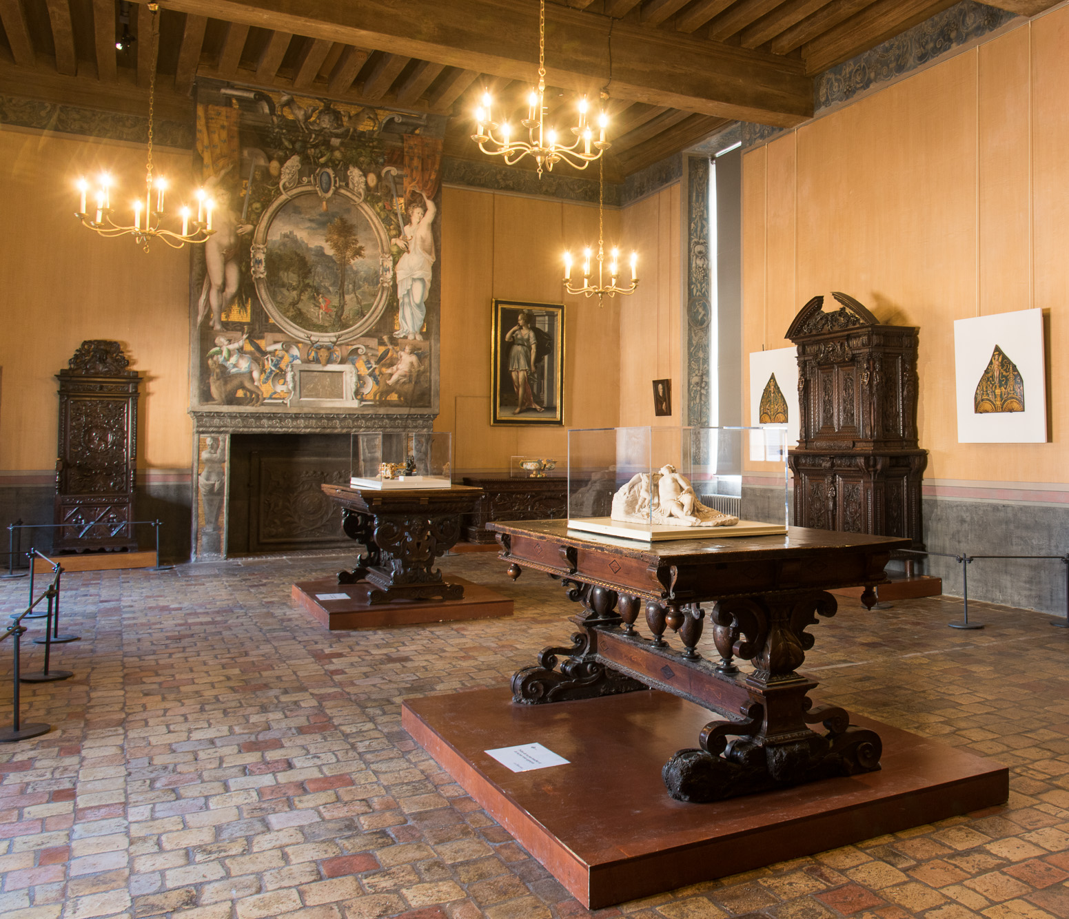 Salle où est exposée l'armoire de Clairvaux.