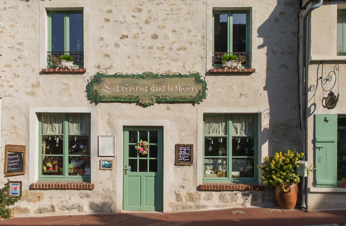 Salon de thé les rêveries dans la théière