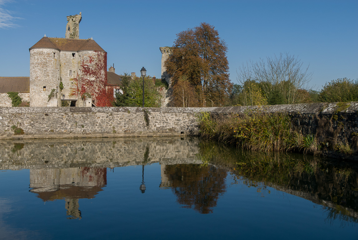 Château de Montepilloy.  Jeanne d'Arc passa la nuit du 15 au 16 août 1429 au château.