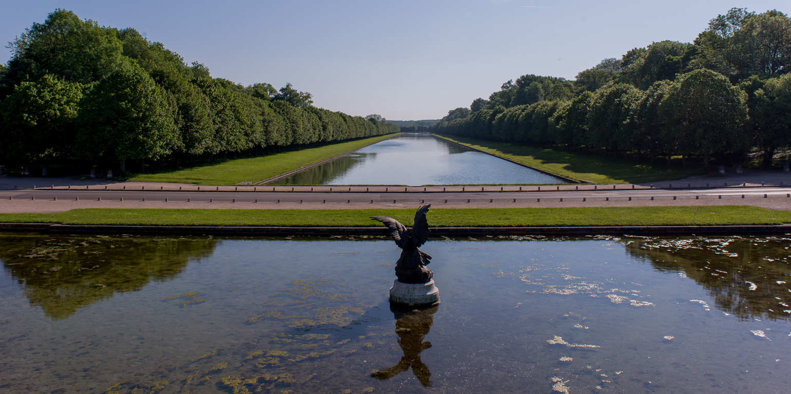 Château de Fontainebleau; Vue du Grand Canal depuis le bassin des Cascades