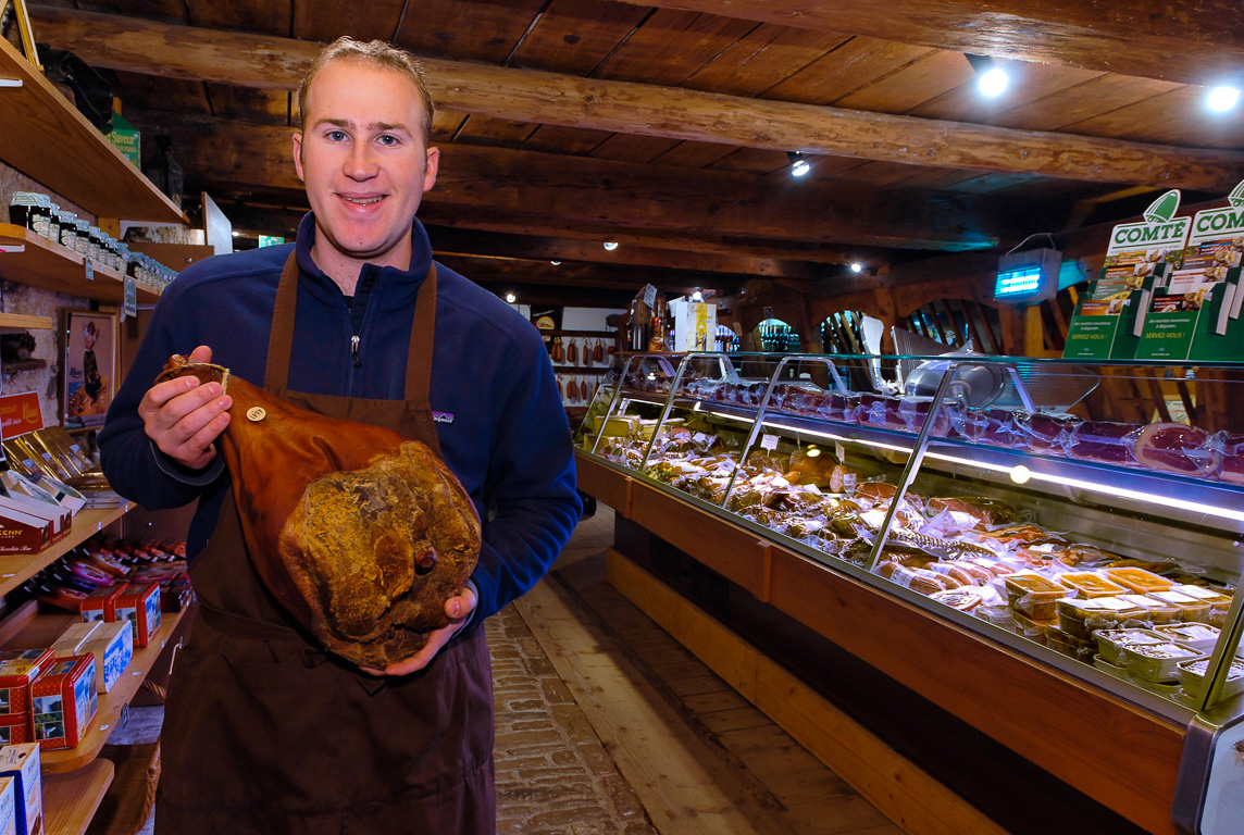 Charles dans le Tuyé de la ferme du Montagnon Hameau de Grandfontaine