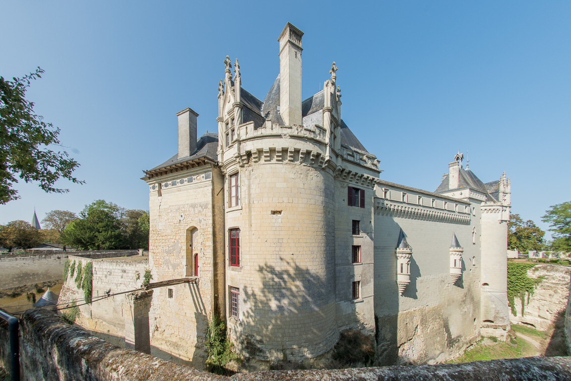 Brézé, le château.