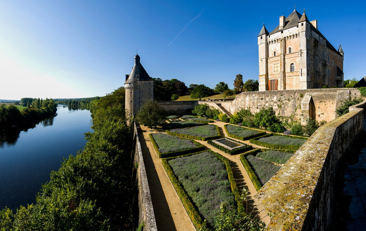 86300 Bonnes. Le château de Touffou.