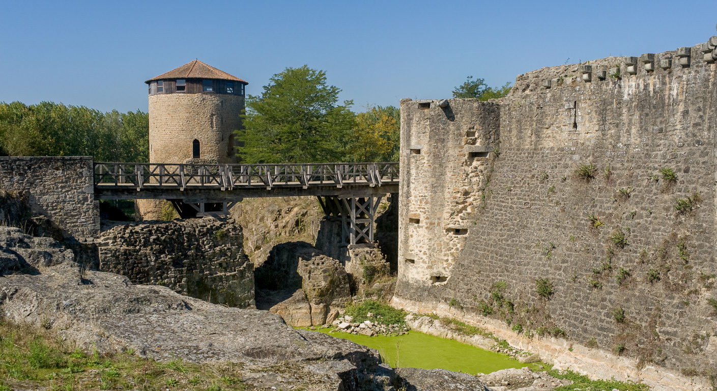 Ruines du Vieux Château