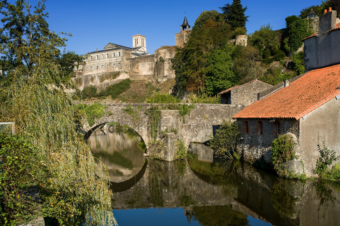 La Citadelle depuis le quartier Saint-Paul .