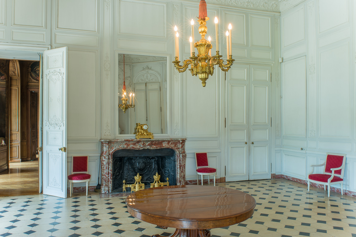 Le château.  Appartements d’Assemblée. Le salon du Méridien. Ancienne salle à manger