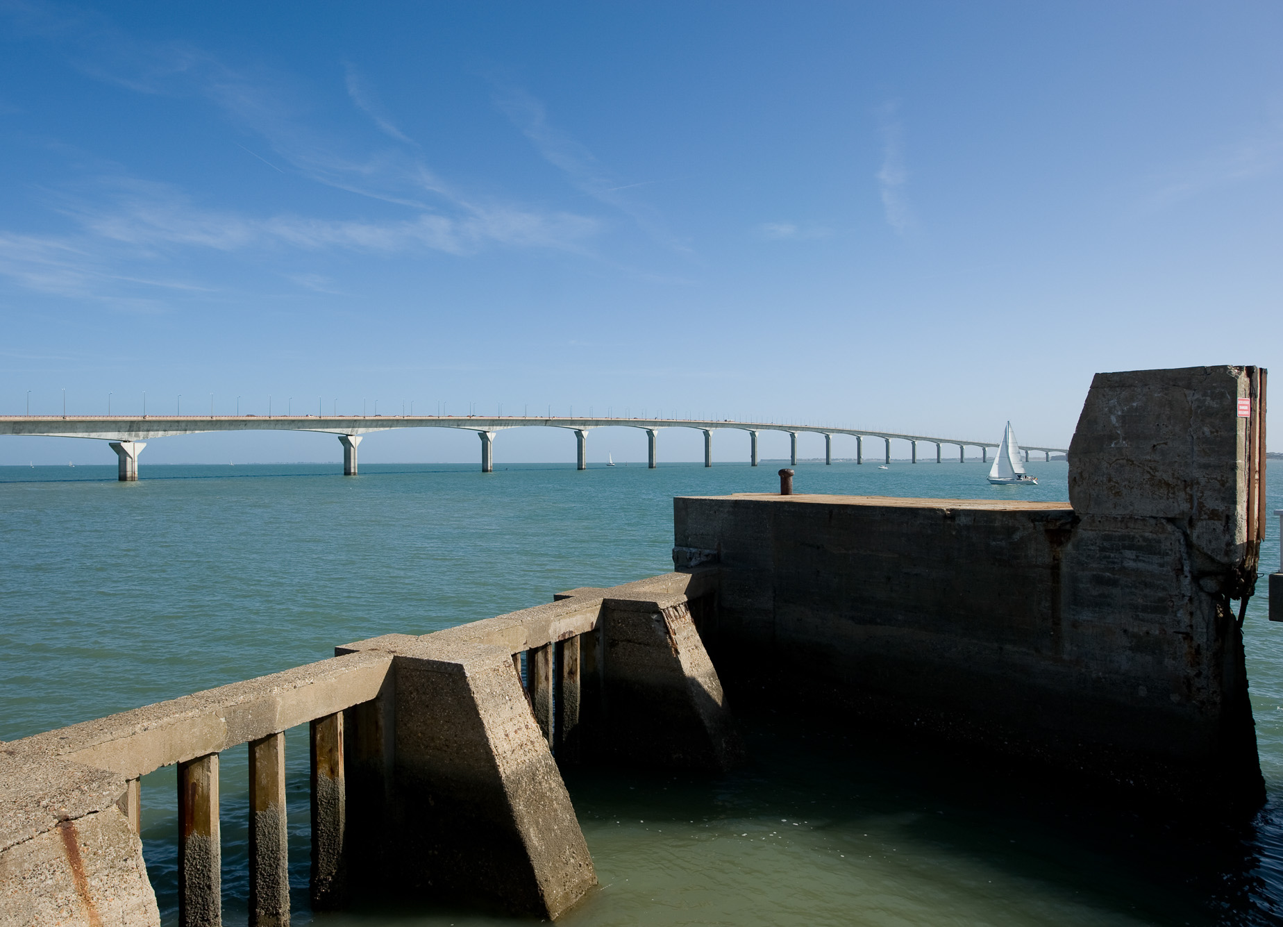 Rivedoux. Le pont.