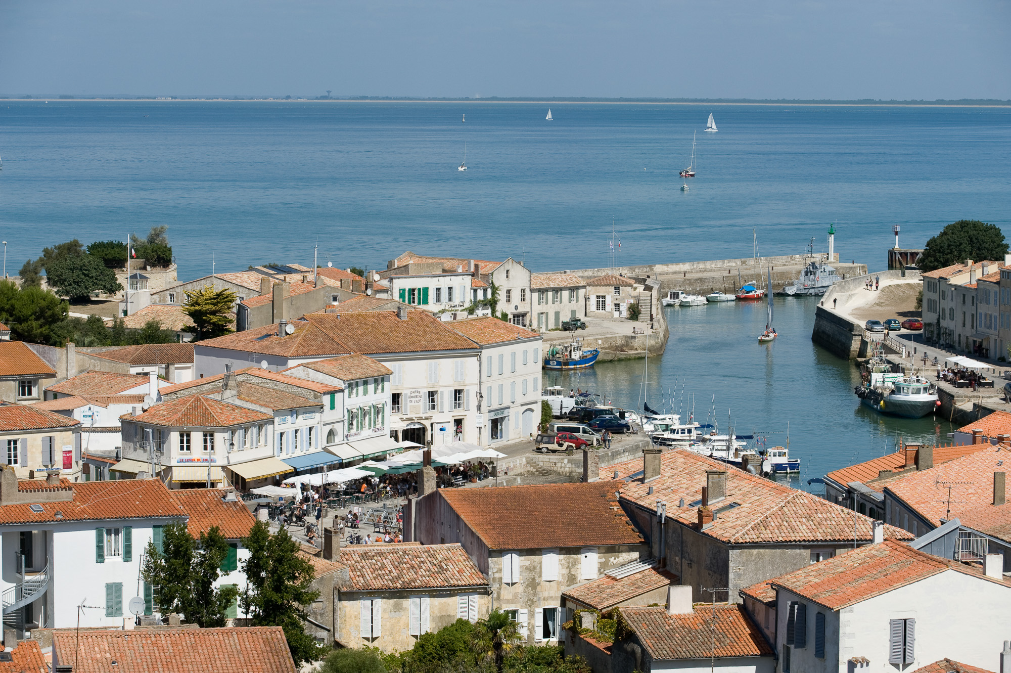 Saint-Martin en Ré. Vue du clocher de l'église