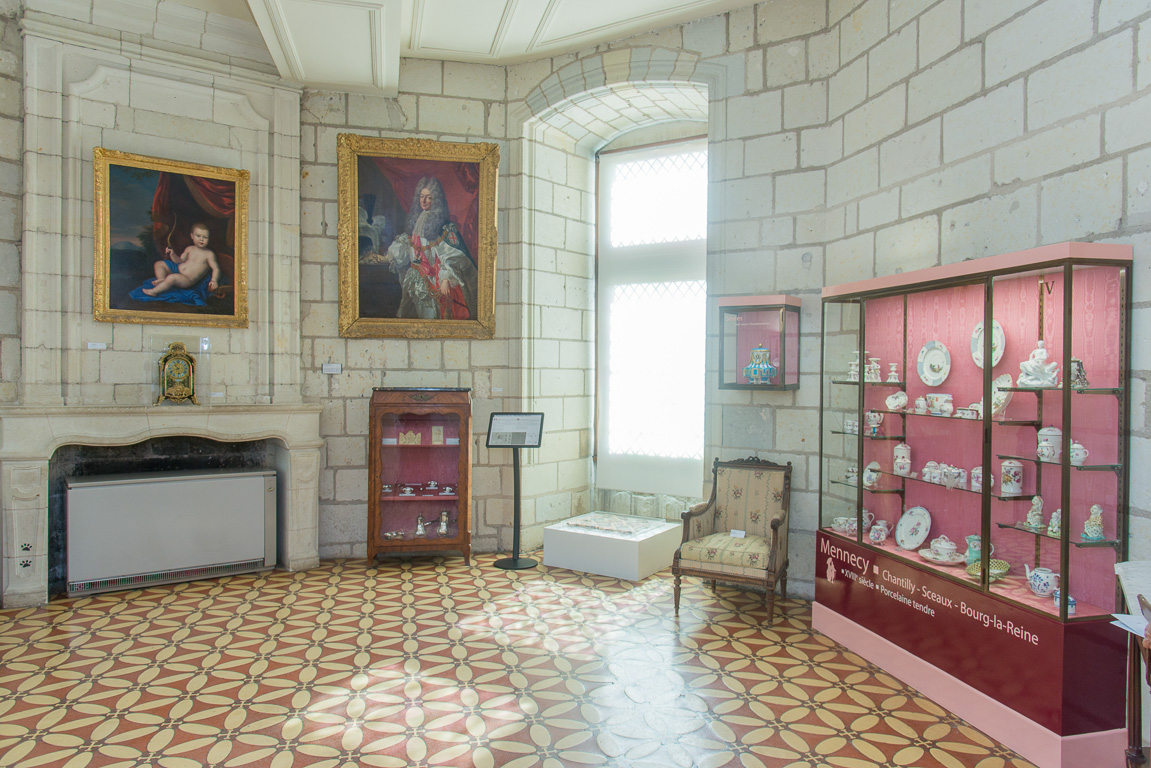 Saumur, Château-Musée de Saumur - Chambre du roi - collection arts décoratifs