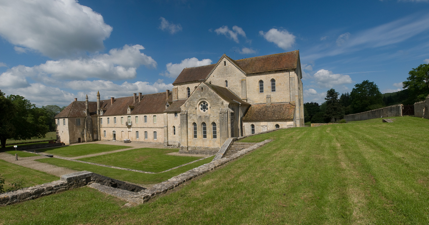 18200 Noirlac l'abbaye