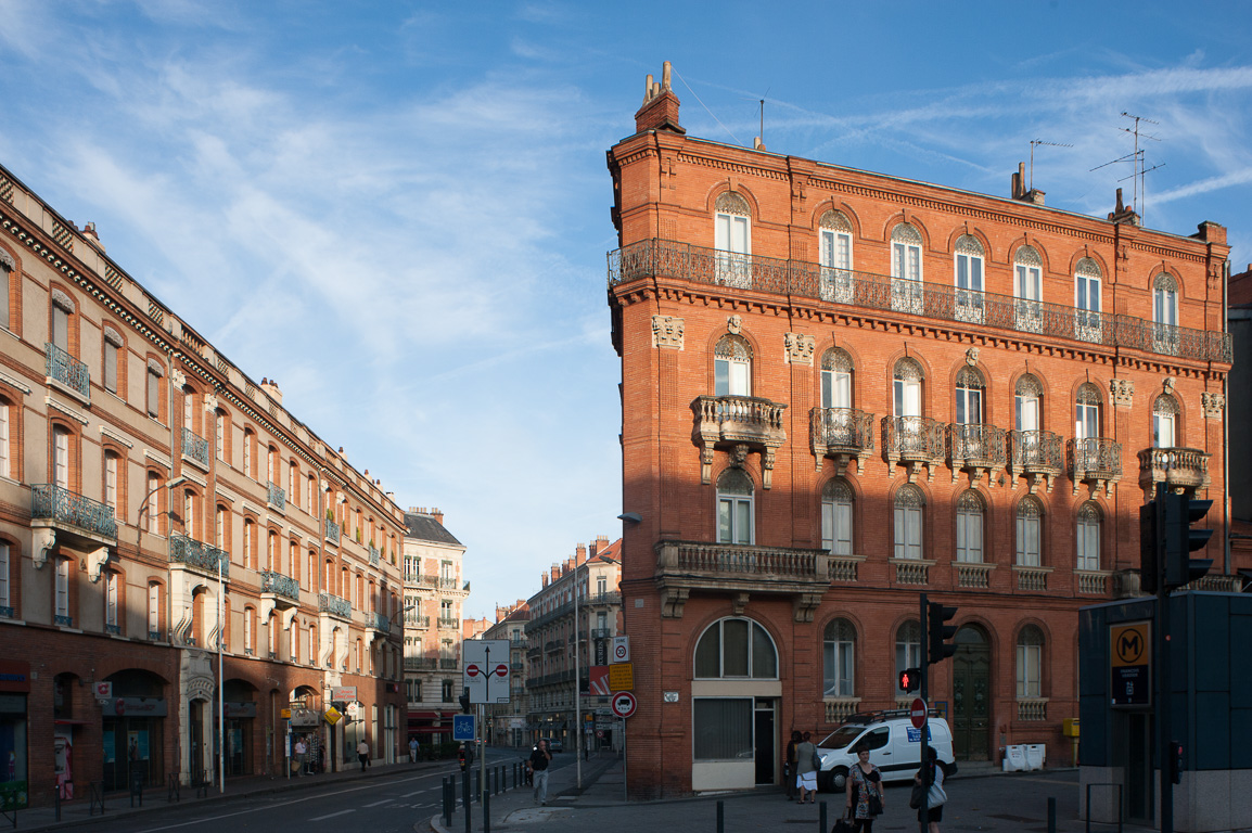 Angle Boulevard Lazare Carnot et rue de Metz