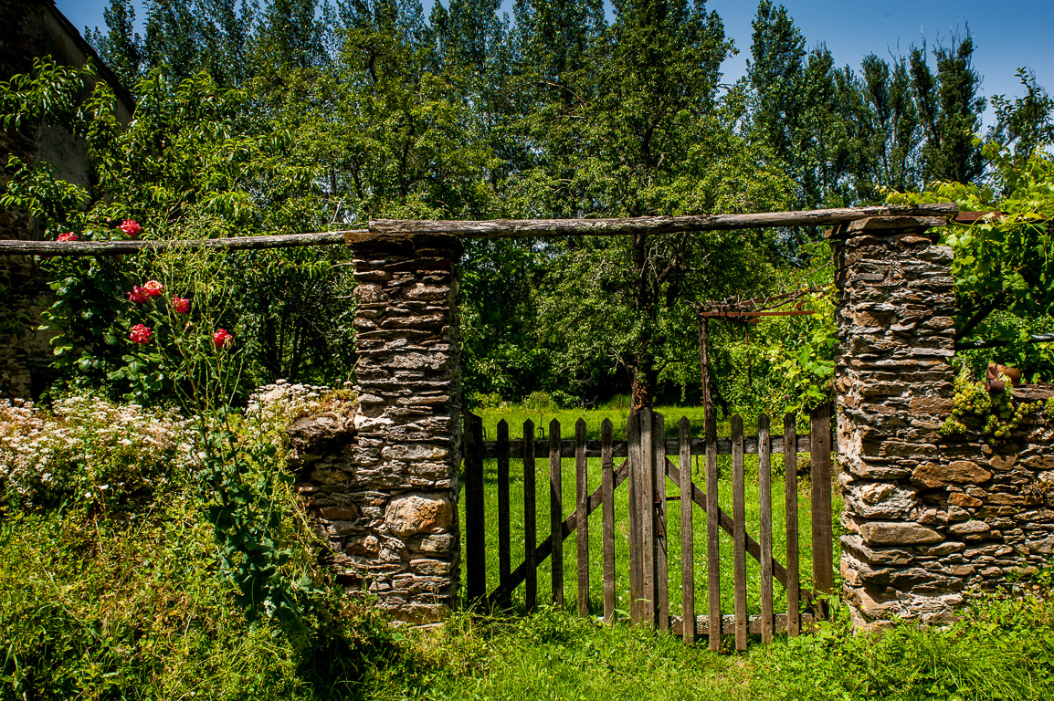 Petit village sur les rives du Tarn.